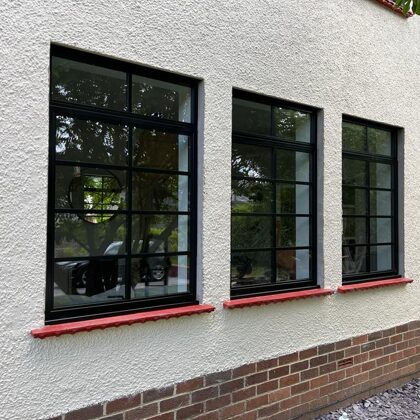 Bowe family home Abergavenny install Aluco Steel-Look Windows and Doors