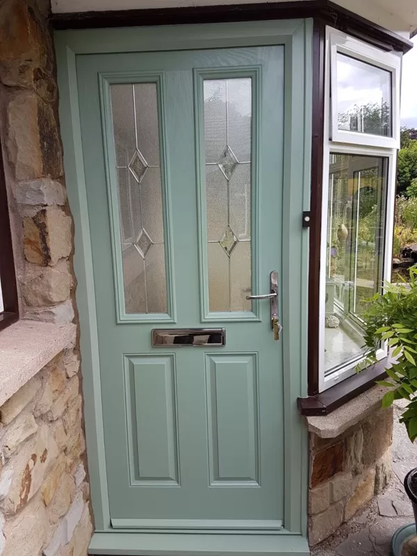 Door-Stop Door in Chartwell Green