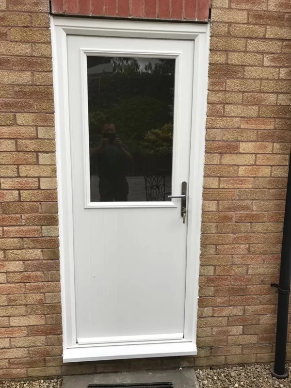 Door-Stop Door in Textured White