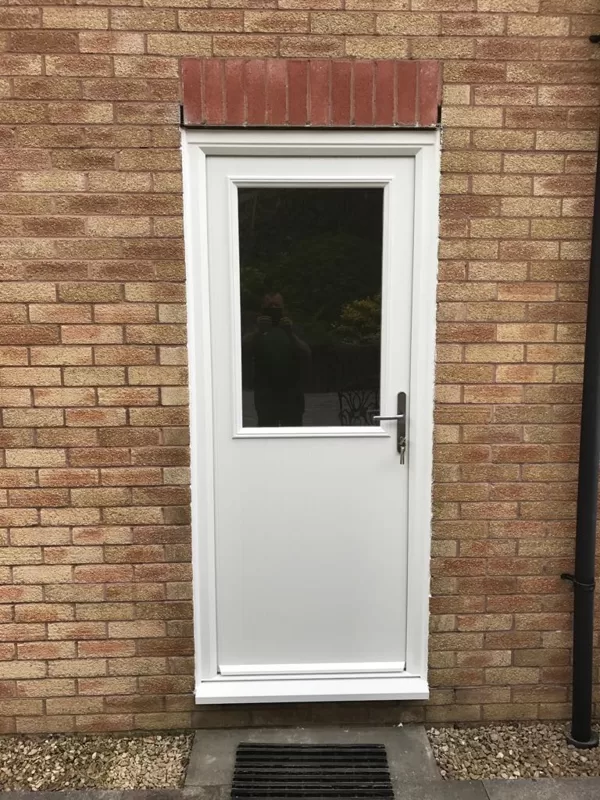 Door-Stop Door in Textured White